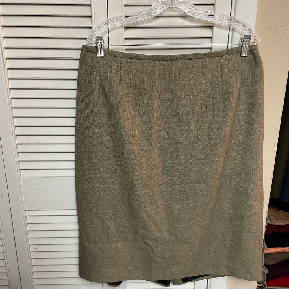 Blacker By Stanley Blacker Plus Size Skirt Suit - image 3